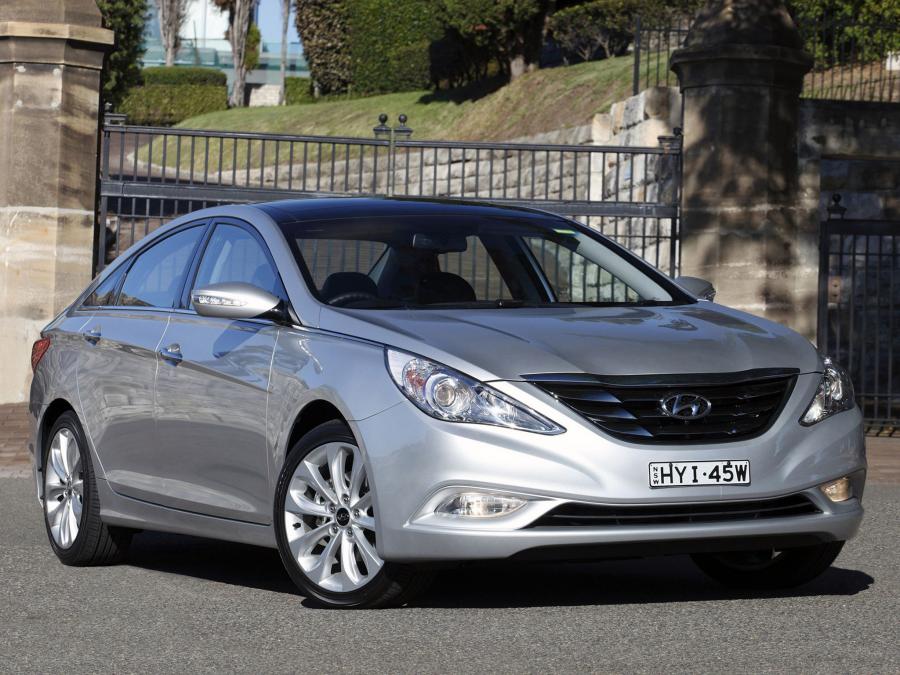  Hyundai i45 2010 года  (фото 9 из 17)